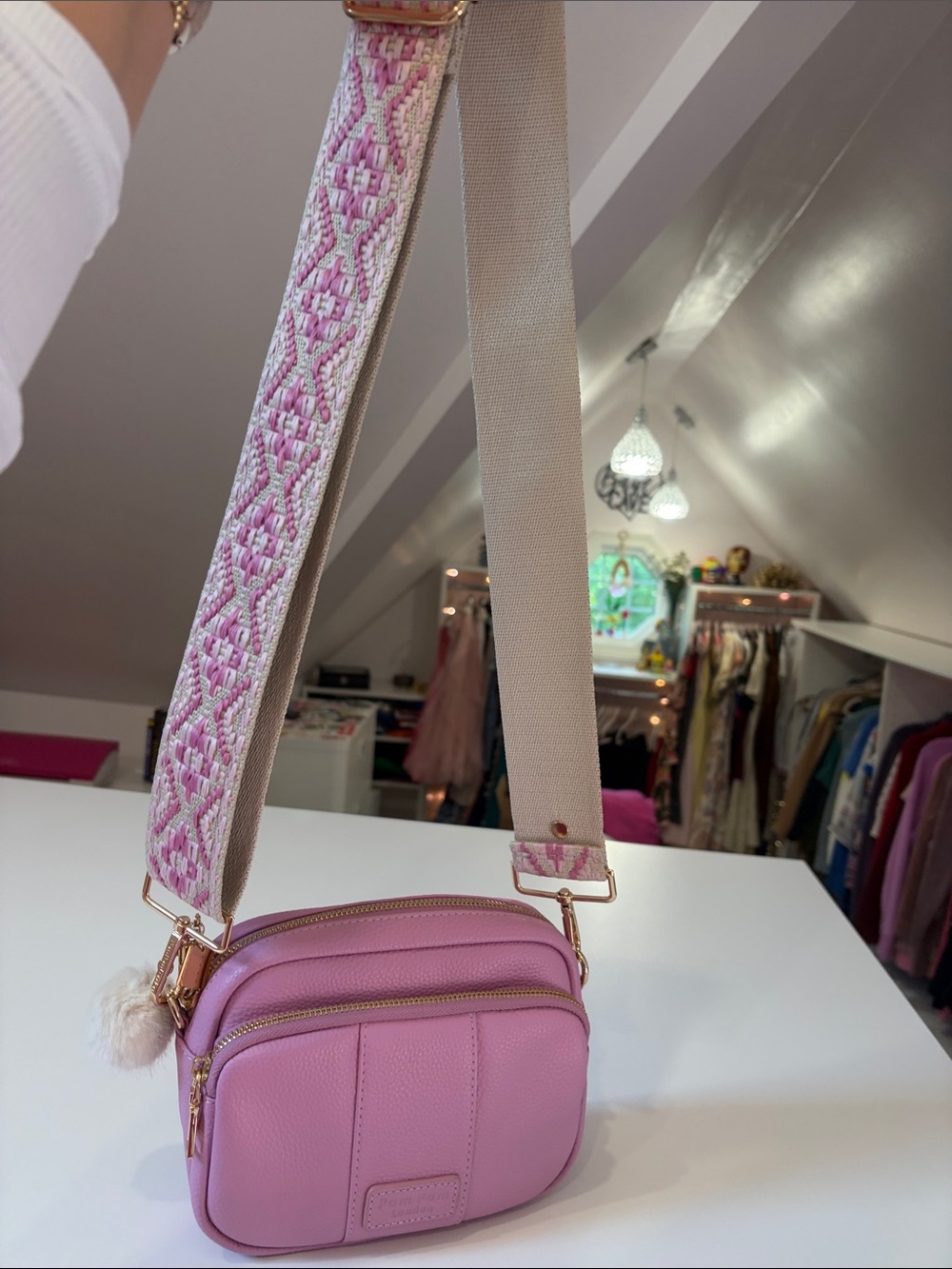 Pom Pom London crossbody with interchangeable straps - Picture 9 of 13